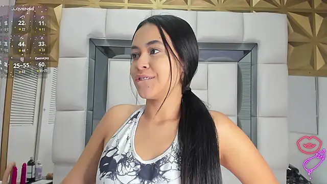 Estefanny lopez19 online show from 4, 4, 2026