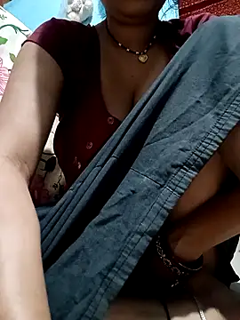 beutiful hot online show from 13, 3, 2026