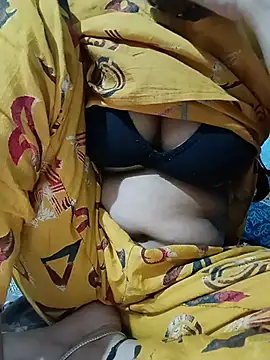 beutiful hot online show from 10, 7, 2026