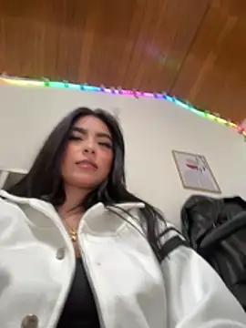 Irina Fernandez online show from 24, 11, 2025