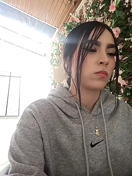 Irina Fernandez online show from 21, 11, 2025