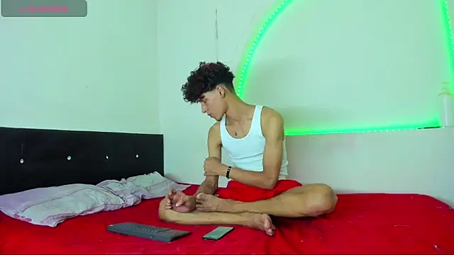 kaiborman00 online show from 21, 3, 2026