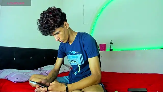 kaiborman00 online show from 6, 3, 2026