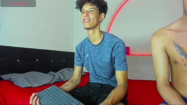 kaiborman00 online show from 13, 4, 2026