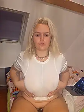 Snapshot of ladychat69 chatting on 14, 1, 2026 ladychat69 online show from 14, 1, 2026