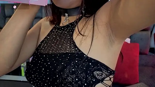 IssaJones  online show from 11, 3, 2026