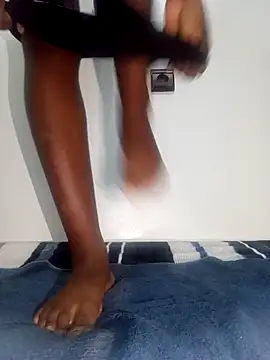 Snapshot of mirna96 chatting on 19, 11, 2025 mirna96 online show from 19, 11, 2025