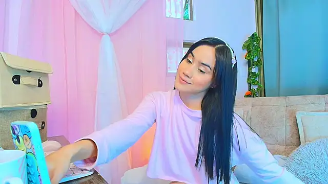 lizzy kane online show from 5, 3, 2026