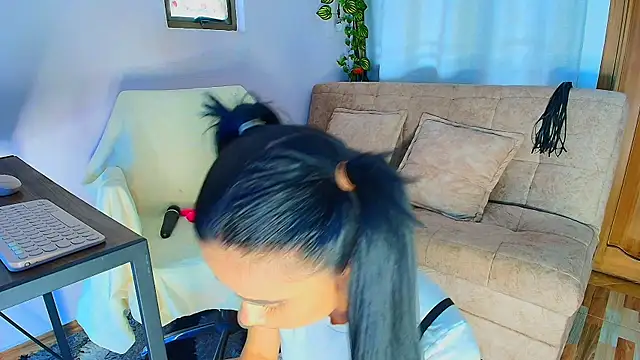 lizzy kane online show from 7, 2, 2026