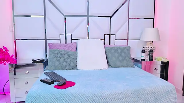 VeronicaSttar online show from 20, 12, 2025