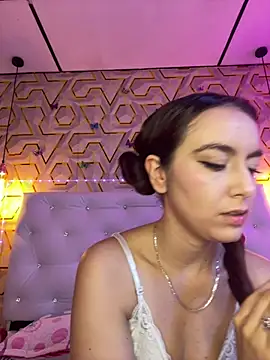 MelanyyJhonson15 online show from 22, 2, 2026