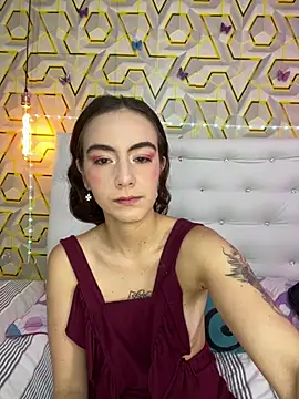 MelanyyJhonson15 online show from 19, 4, 2026