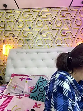 MelanyyJhonson15 online show from 28, 5, 2026