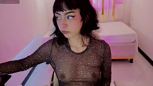 Crystall sweett online show from 23, 11, 2025