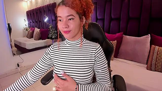 avrilwaynee online show from 28, 11, 2025