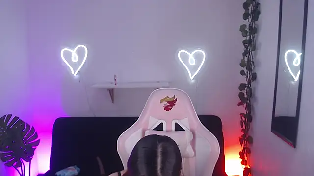 ruby rouger online show from 25, 11, 2025