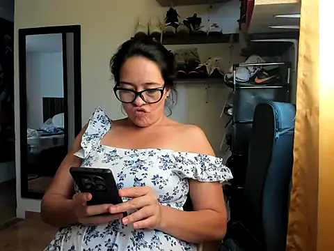 caroline 47 online show from 24, 3, 2026