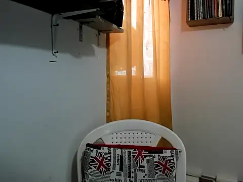 caroline 47 online show from 4, 12, 2025