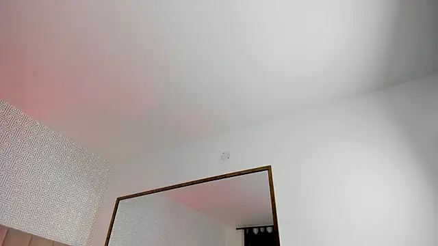 Sasha Wolff online show from 5, 3, 2026