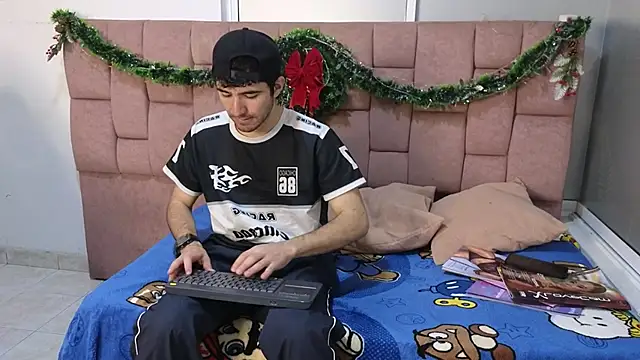 BryanTowers online show from 18, 11, 2025