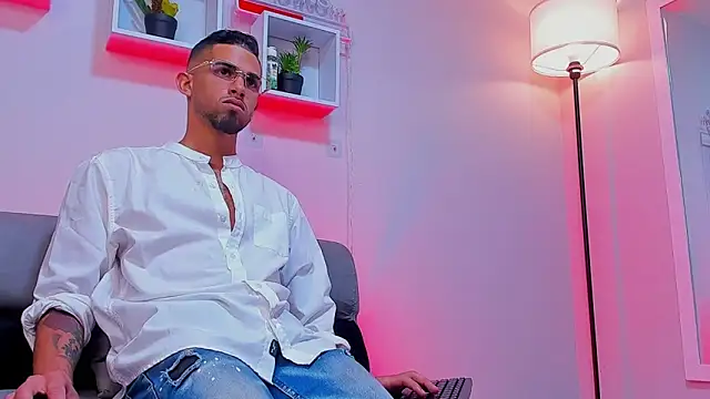 Angel blue1 online show from 25, 11, 2025