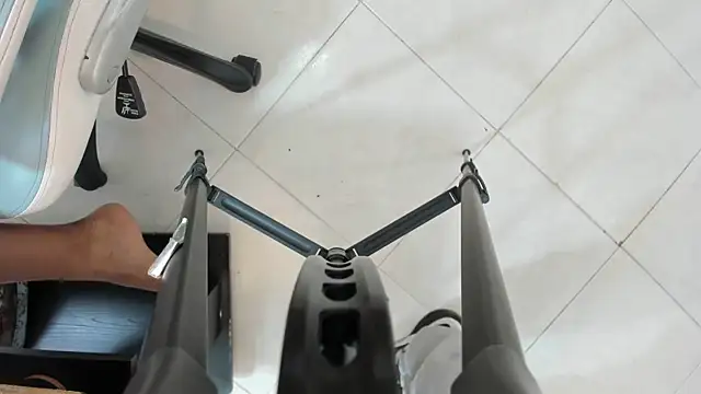 aniie bby 4u online show from 2, 12, 2025