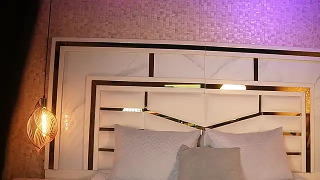 nix wolf online show from 19, 4, 2026