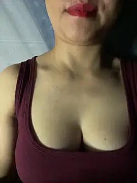 Diana-sexyy online show from 3, 5, 2026