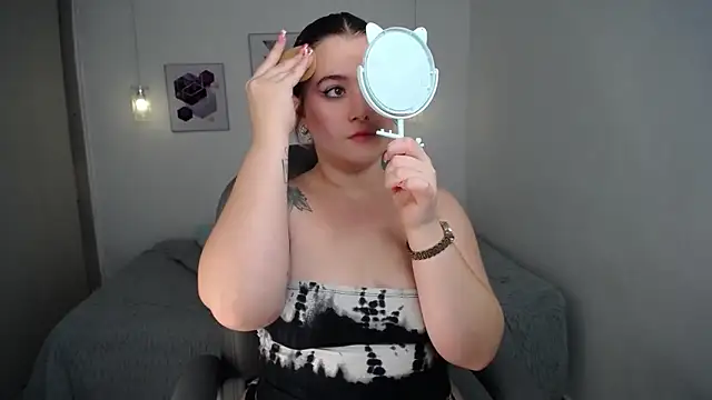 selene rouse  online show from 22, 4, 2026