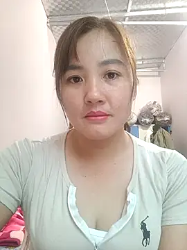 Little-Red123 online show from 17, 11, 2025