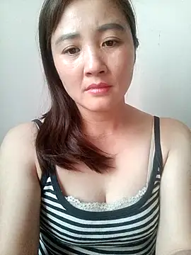 Little-Red123 online show from 27, 11, 2025