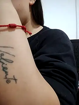 OliviaMartinez2 online show from 19, 11, 2025