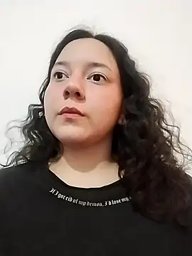 chibi love online show from 4, 12, 2025