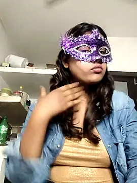 TINA9900 online show from 14, 11, 2025