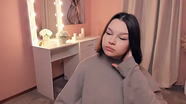 IrmgardBuzard online show from 15, 11, 2025