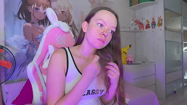 CheekySashaCharm online show from 3, 6, 2026