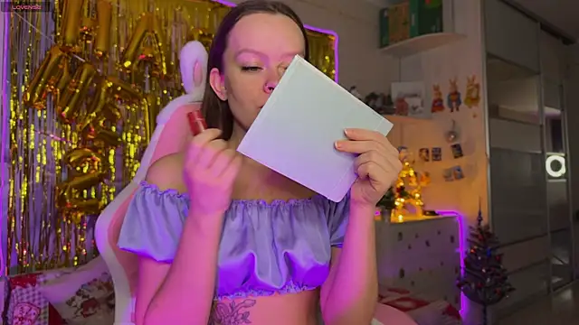 CheekySashaCharm online show from 23, 12, 2025