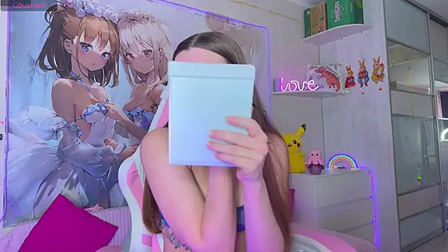 CheekySashaCharm online show from 3, 5, 2026