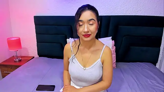 VictoriaRouge  online show from 18, 5, 2026
