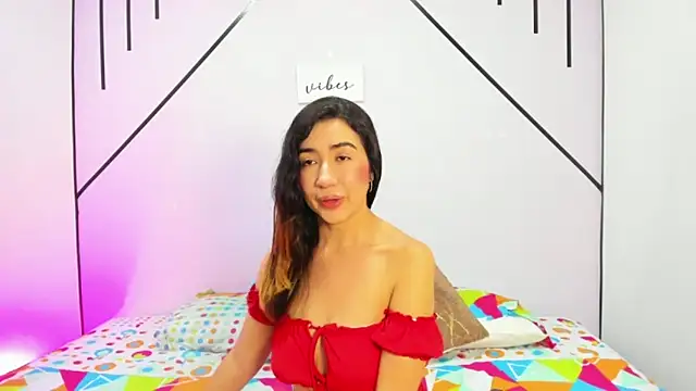 Snapshot of VictoriaRouge_ chatting on 20, 11, 2025 VictoriaRouge online show from 20, 11, 2025