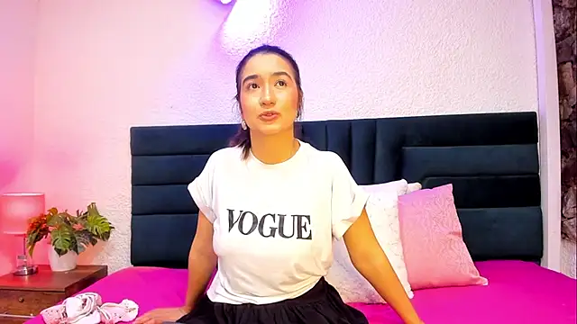 VictoriaRouge  online show from 21, 5, 2026