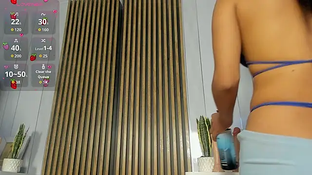 roxyflame  online show from 18, 7, 2026