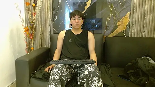 Tommy160920 online show from 14, 11, 2025