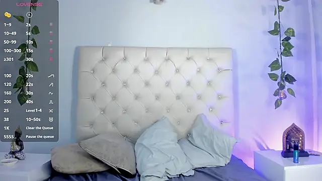 GabrielaSuarez  online show from 4, 5, 2026