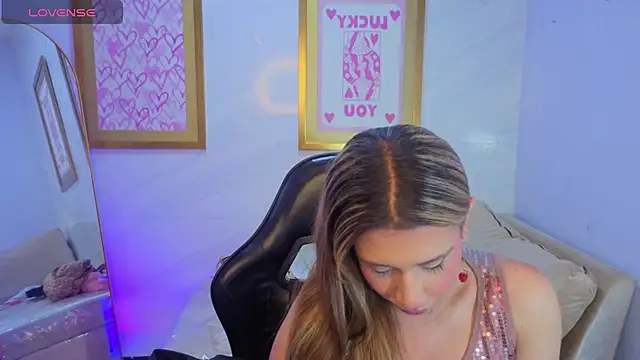 Evy Luxx v online show from 15, 5, 2026