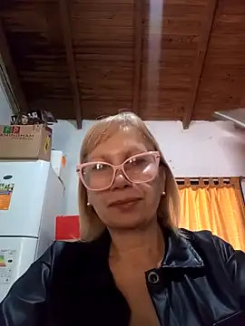 SexyMilf1211 online show from 20, 3, 2026