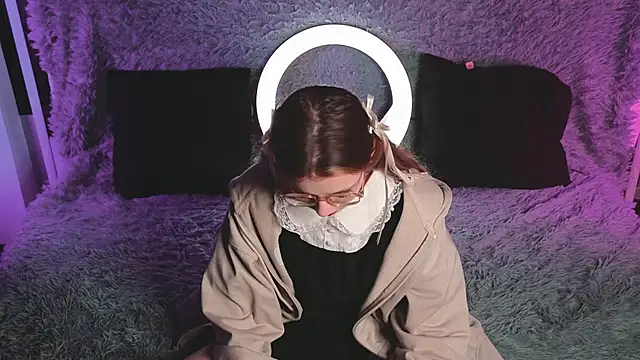 RochelCozzi online show from 15, 12, 2025