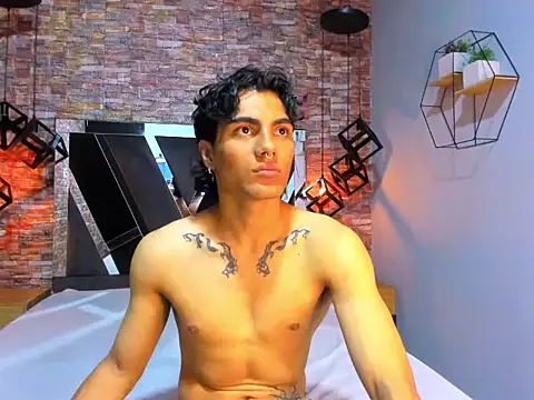 MattFiore online show from 19, 12, 2025