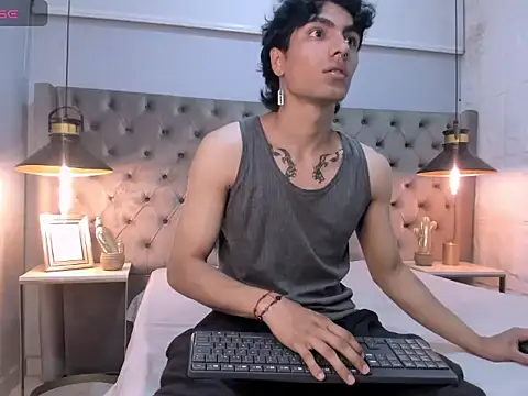 MattFiore online show from 24, 11, 2025