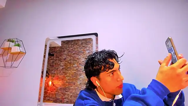 MattFiore online show from 22, 12, 2025